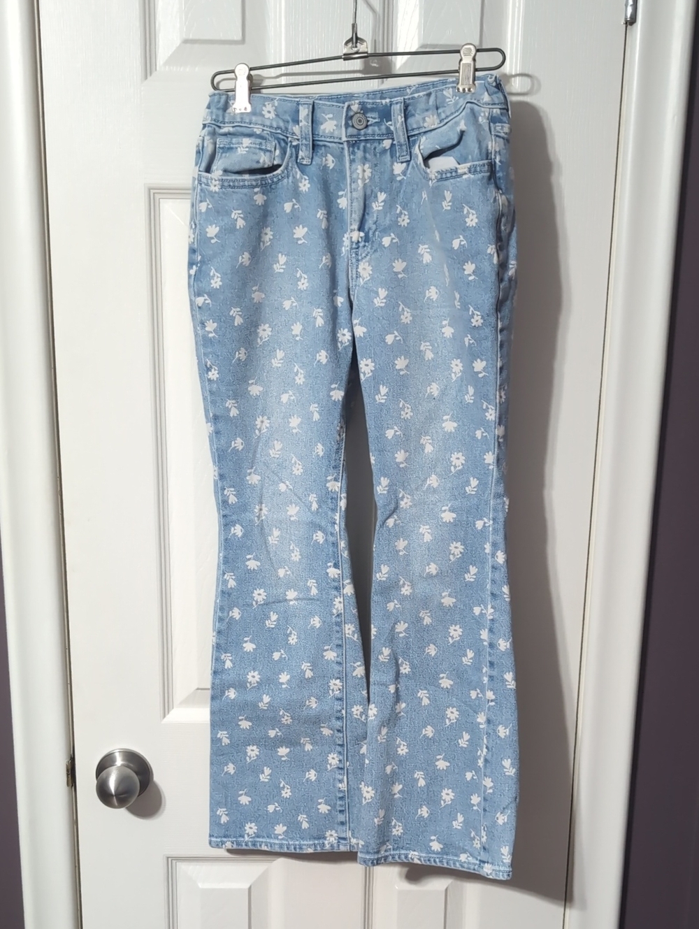 Old Navy Light Blue Floral Wide-Leg Jeans